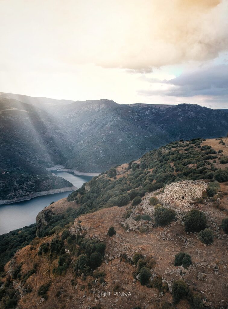 Corongiu Maria，一个“有景观”的nuraghe