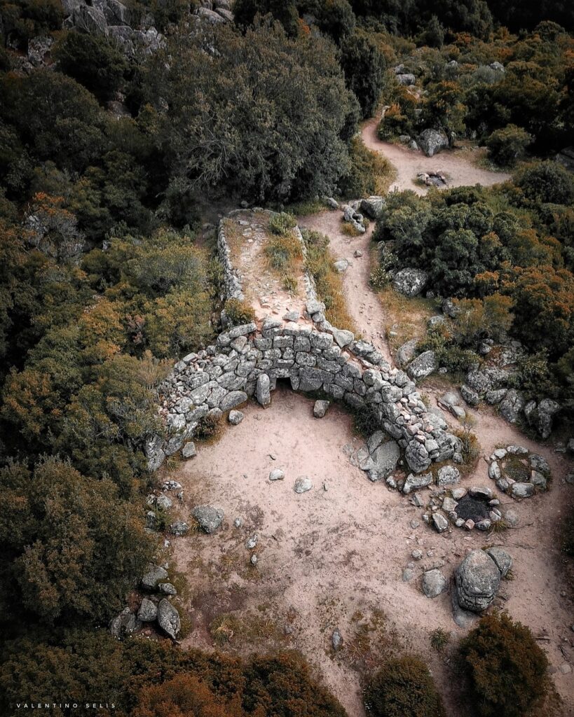 29: Tumba de los Gigantes Is Concias - Quartucciu