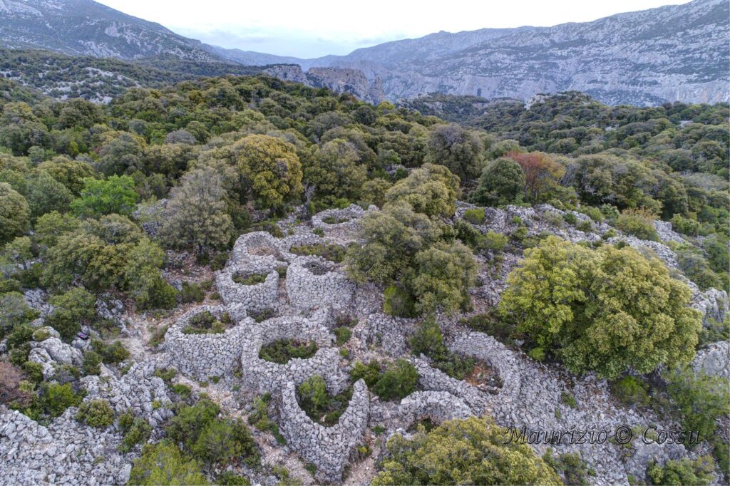 13e: Complesso nuragico di Or Murales e tombe di giganti di S’Arena Fennau – Urzulei.