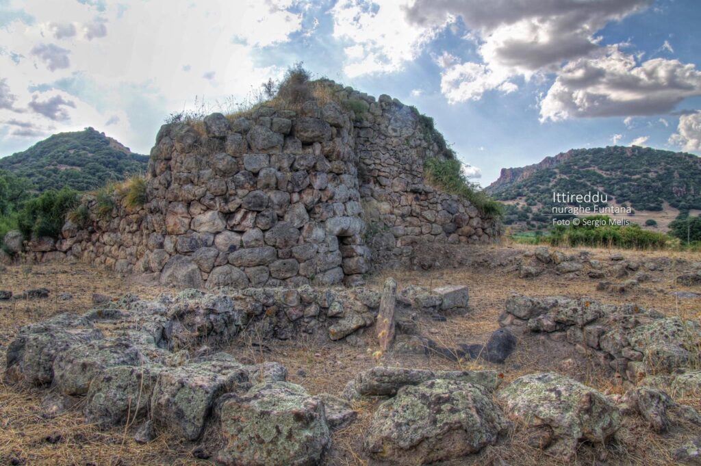 Il nuraghe Funtana a Ittireddu