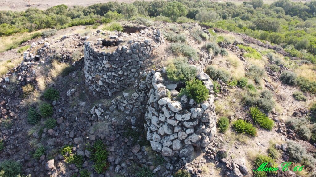 Der Nuraghe Bau Mendula von Villaurbana