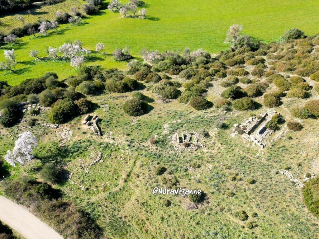 Le tombe di giganti Is Lapideddas a Gonnosnò